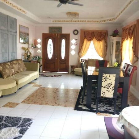 Love Homestay Ct Kangar Exterior foto