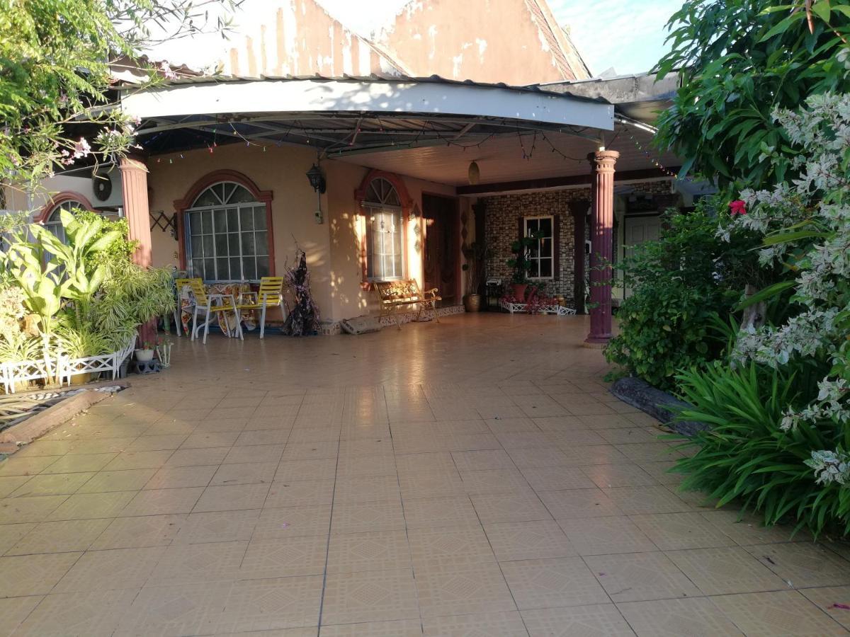 Love Homestay Ct Kangar Exterior foto